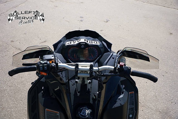 SKI-DOO RENEGADE XRS 850 -19 9 of 10