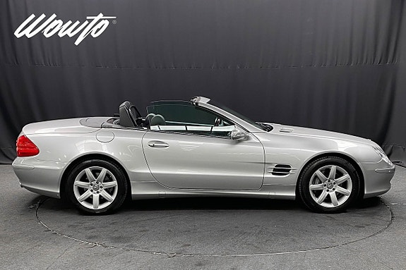Mercedes-Benz SL500 4 of 5
