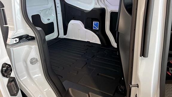 Ford E-Courier 5 of 5