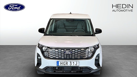 Ford E-Courier 8 of 12