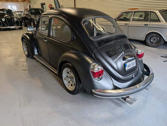 Volkswagen 1303 2 of 9