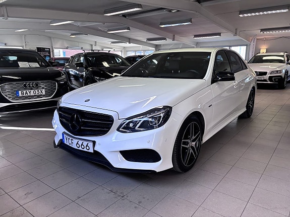 Mercedes-Benz E220