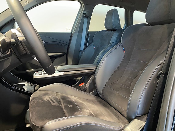 BMW X1 5 of 5