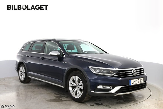 Volkswagen Passat Alltrack 6 of 19