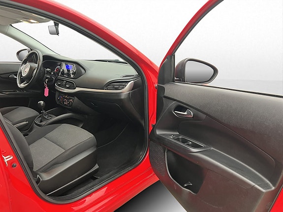 Fiat Tipo 22 of 28