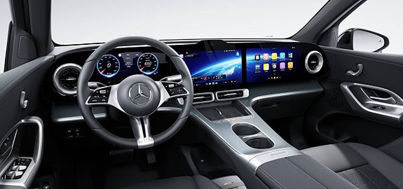 Mercedes-Benz GLC400 4 of 5