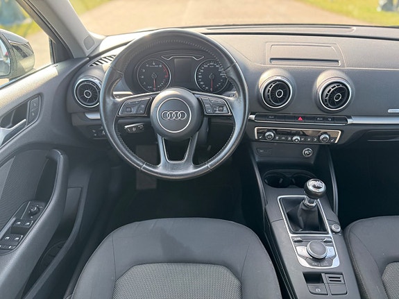 Audi A3 8 of 10