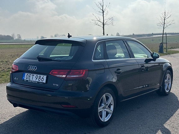 Audi A3 4 of 5