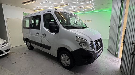 Nissan NV400
