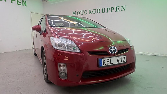 Toyota Prius 6 of 19