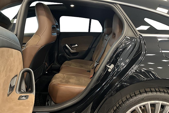 Mercedes-Benz CLA250 e 10 of 22
