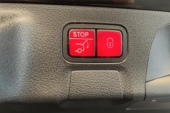 Mercedes-Benz CLA250 e 20 of 22