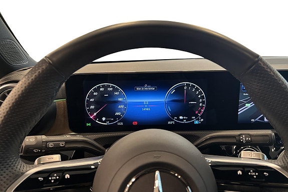 Mercedes-Benz CLA250 e 6 of 22
