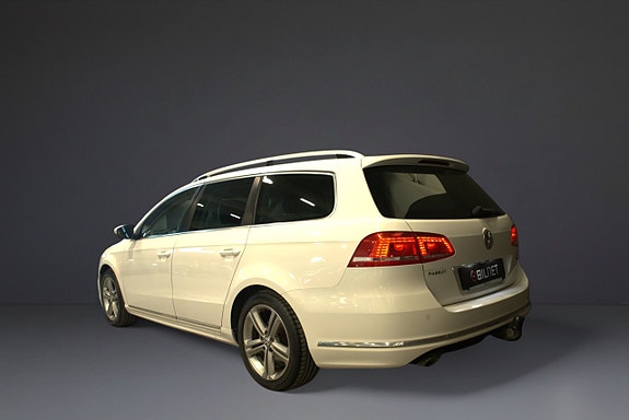 Volkswagen Passat 3 of 5