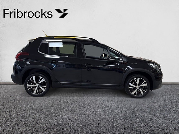 Peugeot 2008 6 of 17