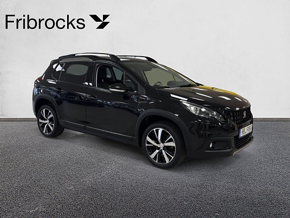 Peugeot 2008 7 of 17
