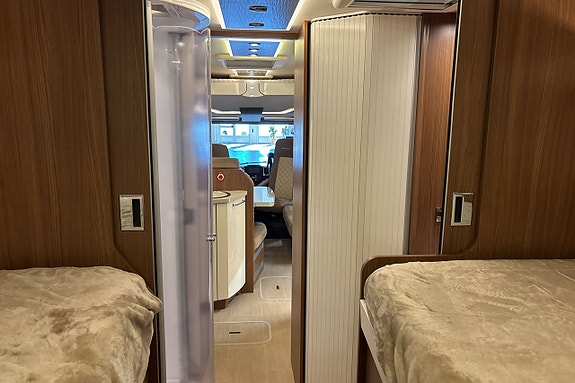 Bürstner Elegance 840 13 of 19