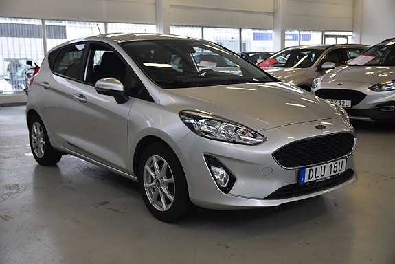 Ford Fiesta 2 of 5