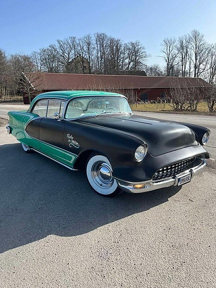 Oldsmobile Ninety Eight