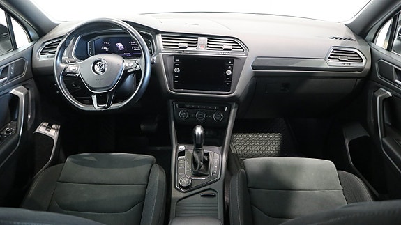 Volkswagen Tiguan Allspace 4 of 5