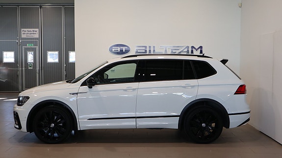 Volkswagen Tiguan Allspace 2 of 5