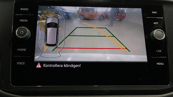 Volkswagen Tiguan Allspace 15 of 19