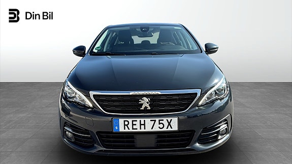 Peugeot 308 4 of 5