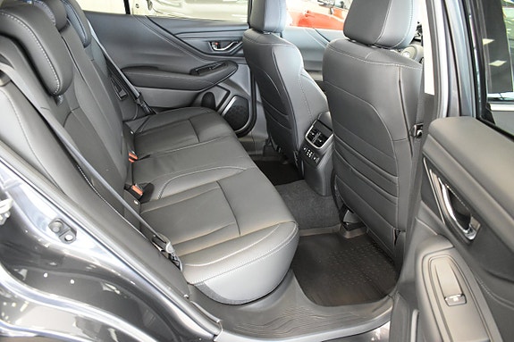 Subaru Outback 8 of 22