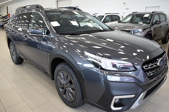 Subaru Outback 3 of 5