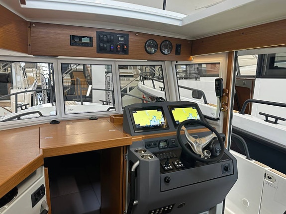 Sargo 28 Explorer -2026 3 of 5