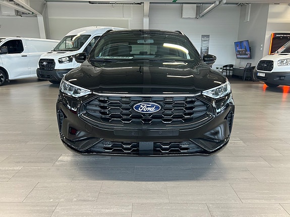 Ford Kuga 3 of 17