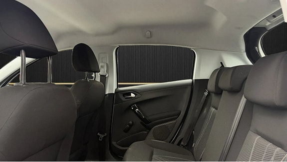 Peugeot 208 8 of 8