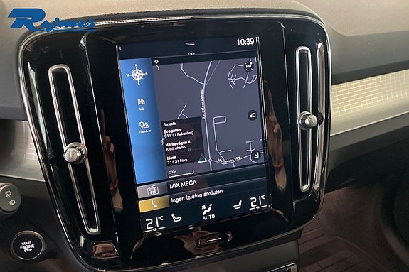 Volvo XC40 10 of 23