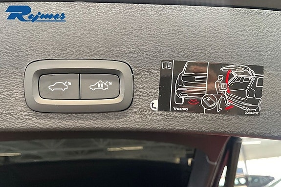Volvo XC40 18 of 23