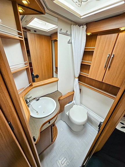 Kabe Royal 520 XL KS 9 of 17
