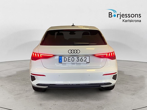 Audi A3 4 of 5