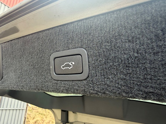 Volvo V70 9 of 9