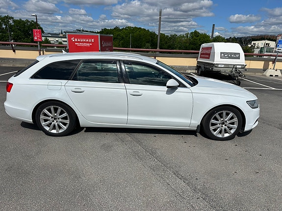 Audi A6 4 of 5
