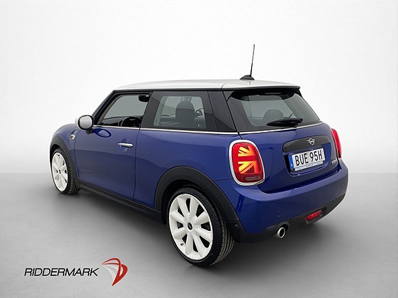 MINI Cooper 4 of 5