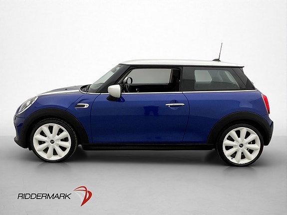 MINI Cooper 2 of 5