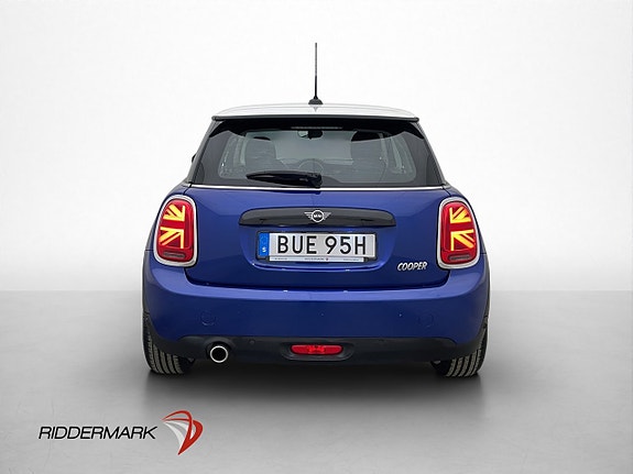 MINI Cooper 5 of 5