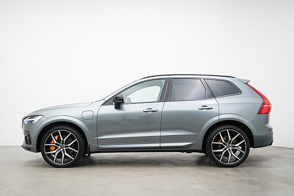 Volvo XC60 3 of 5