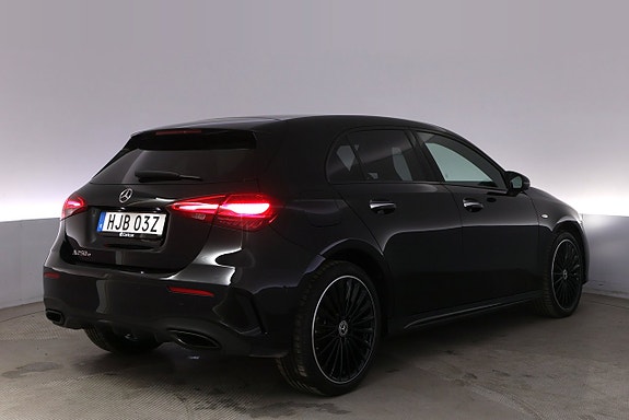 Mercedes-Benz A250 e 5 of 5