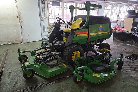 John Deere 1600 Turbo Åkgräsklippare