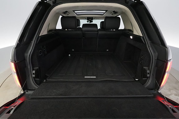 Land Rover Range Rover 8 of 30