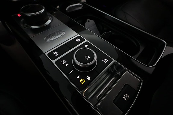 Land Rover Range Rover 22 of 30