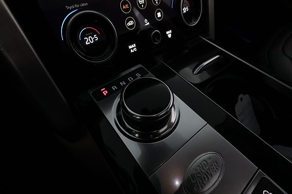 Land Rover Range Rover 23 of 30