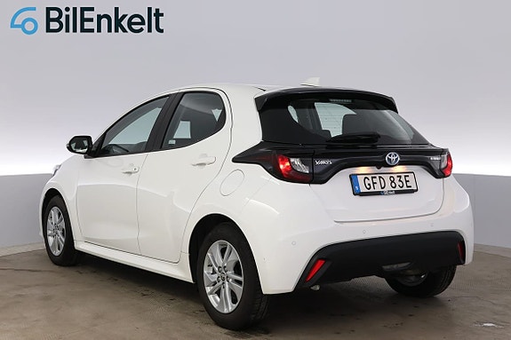 Toyota Yaris 6 of 28