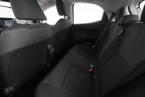 Toyota Yaris 17 of 28