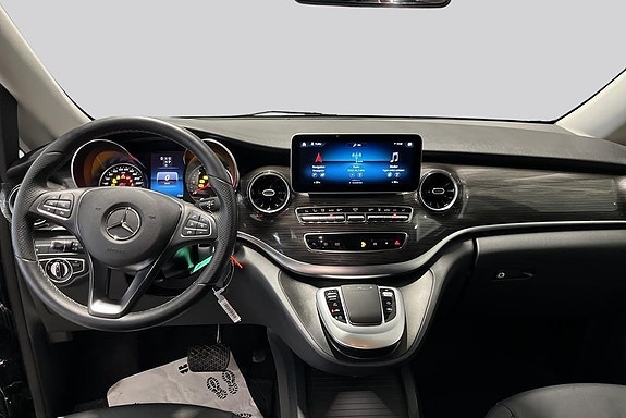 Mercedes-Benz V250 d 7 of 14
